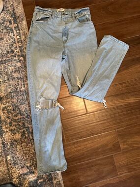 Abercrombie & Fitch Light Blue 90s Straight Ultra High Rise Curve Love Jeans